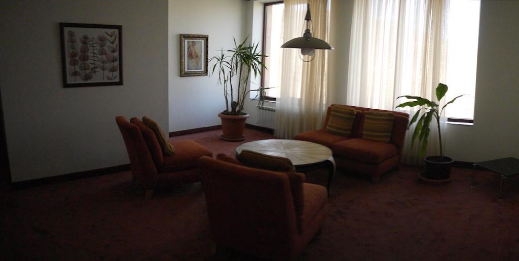 Akhtamar Hotel Cjsc Arzakan 外观 照片