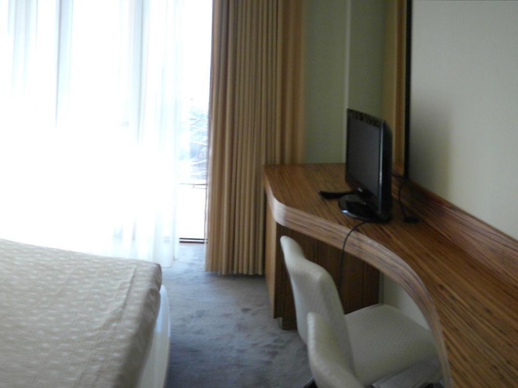 Akhtamar Hotel Cjsc Arzakan 外观 照片