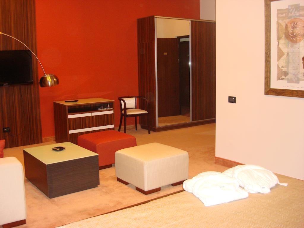 Akhtamar Hotel Cjsc Arzakan 客房 照片